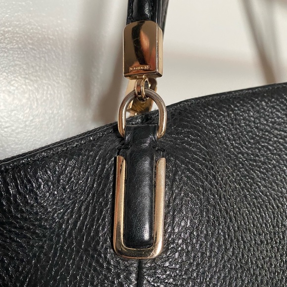 !SOLD! COACH PURSE - Picture 6 of 14